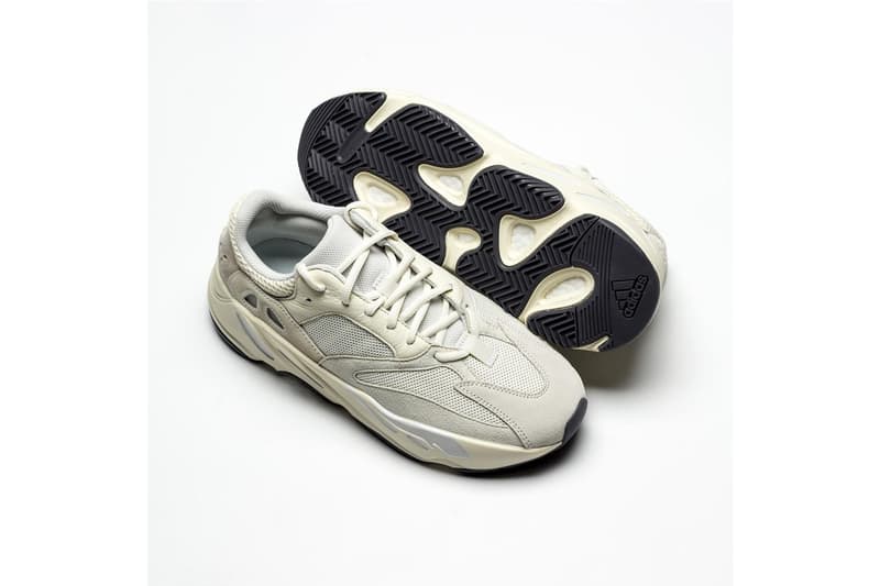 率先近賞 YEEZY BOOST 700 全新配色「Analog」細節一覽