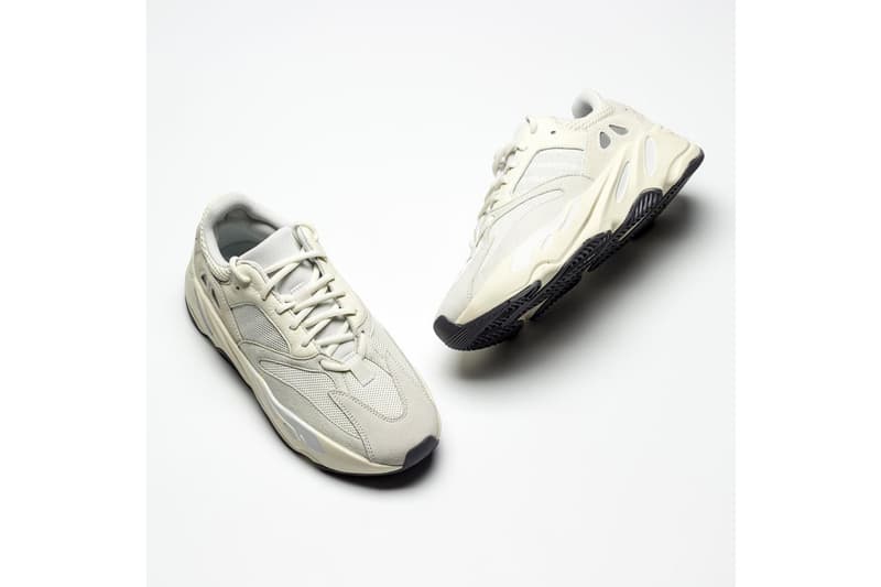 率先近賞 YEEZY BOOST 700 全新配色「Analog」細節一覽