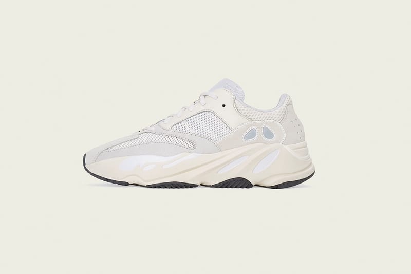 YEEZY BOOST 700 全新「Analog」配色香港發售情報公開