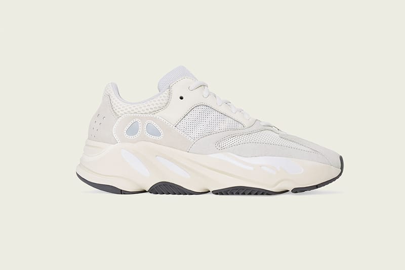 YEEZY BOOST 700 全新配色「Analog」台灣發售情報公開