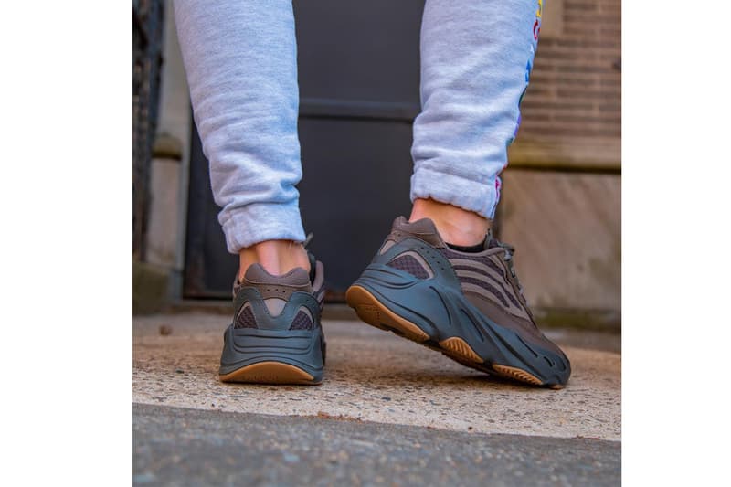 YEEZY BOOST 700 V2 人氣配色「Geode」最新上腳圖輯