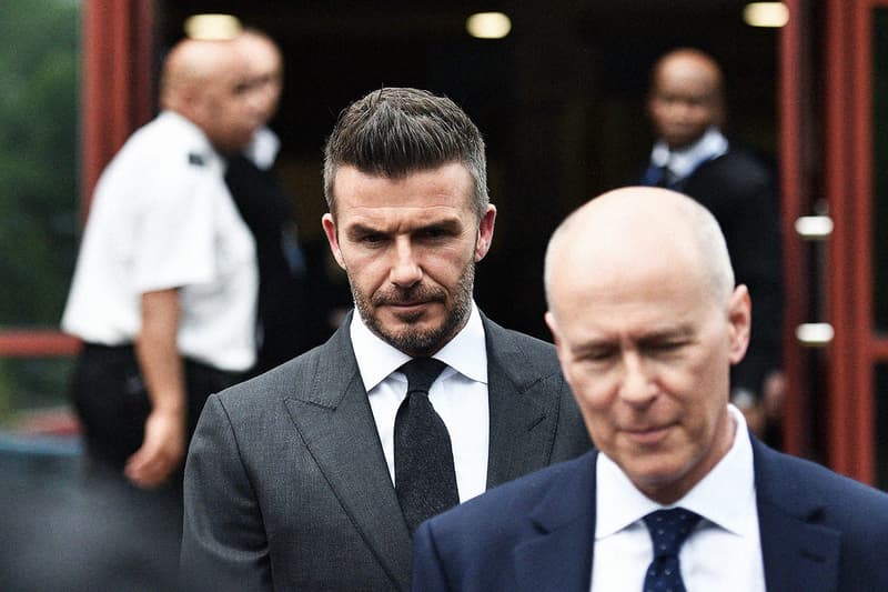 被判罪成-David Beckham 因駕駛時玩手機被停牌半年