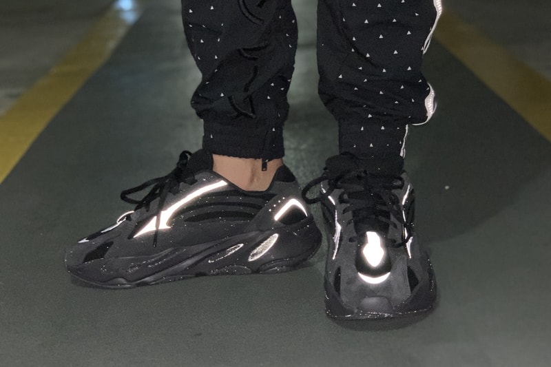 YEEZY BOOST 700 V2 人氣配色「Vanta」最新上腳圖輯預覽