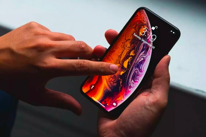 UPDATE:  Apple 或將在 2020 年推出 iPhone 全屏幕支援 Touch ID 功能