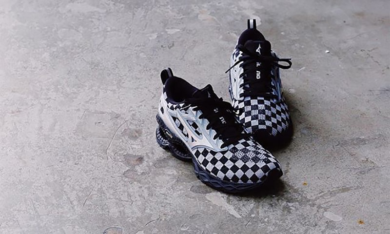 MIZUNO x BEAMS 攜手推出全新 Wave Creation Waveknit 聯名鞋款