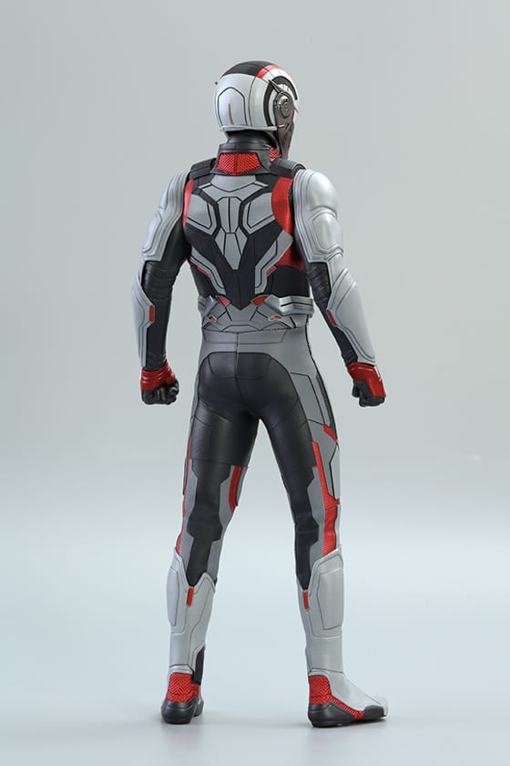 hot toys tony stark endgame