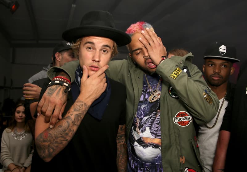 Justin Bieber 認為 Chris Brown 是 Michael Jackson 及 2Pac 的總和