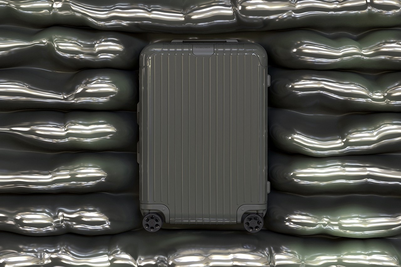 RIMOWA 推出多款全新配色行李箱