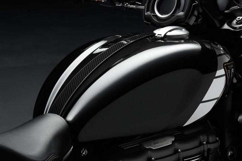 Triumph 推出極罕有全新世代 Rocket III 定製車型