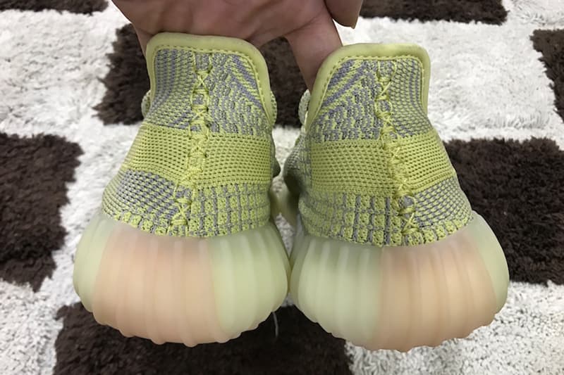 YEEZY BOOST 350 V2 全新配色「Antlia」實鞋諜照曝光