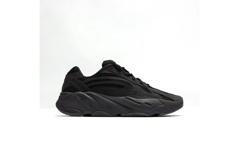  搶先預覽 YEEZY BOOST 700 V2 全新配色「Vanta」