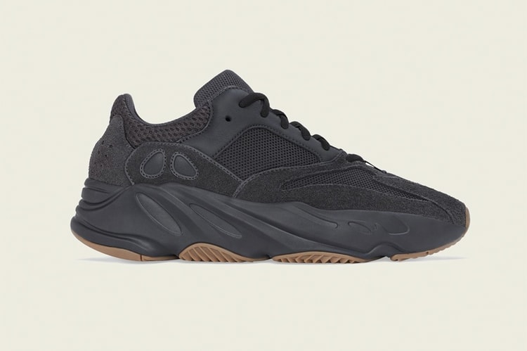 YEEZY BOOST 700 最新配色「Utility Black」搶先亮相