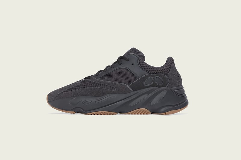 adidas YEEZY BOOST 700「Utility Black」香港區發售情報