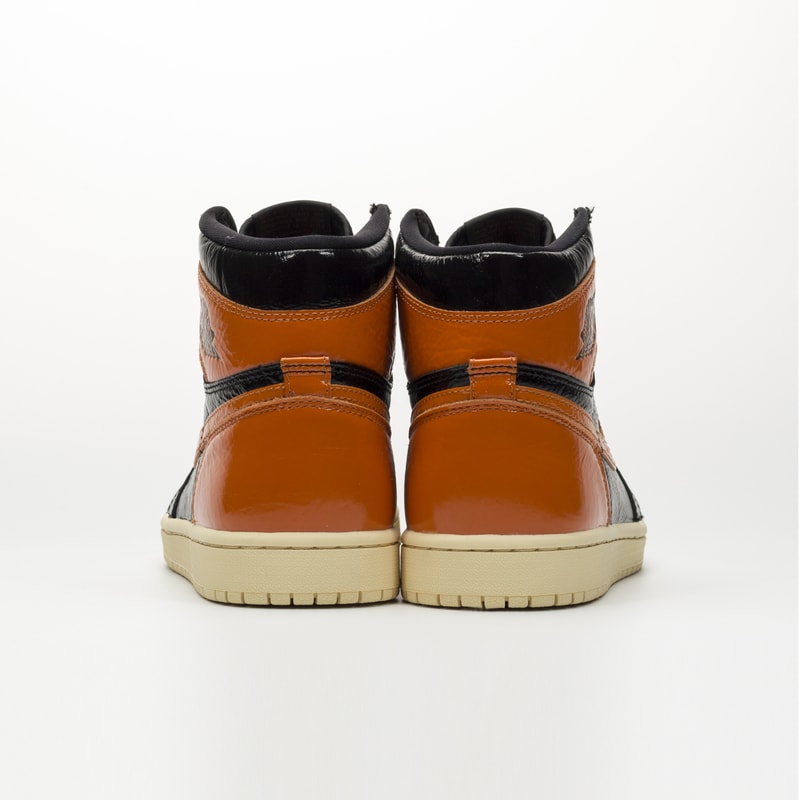 率先近賞 Air Jordan 1 全新「Shattered Backboard 3.0」別注配色
