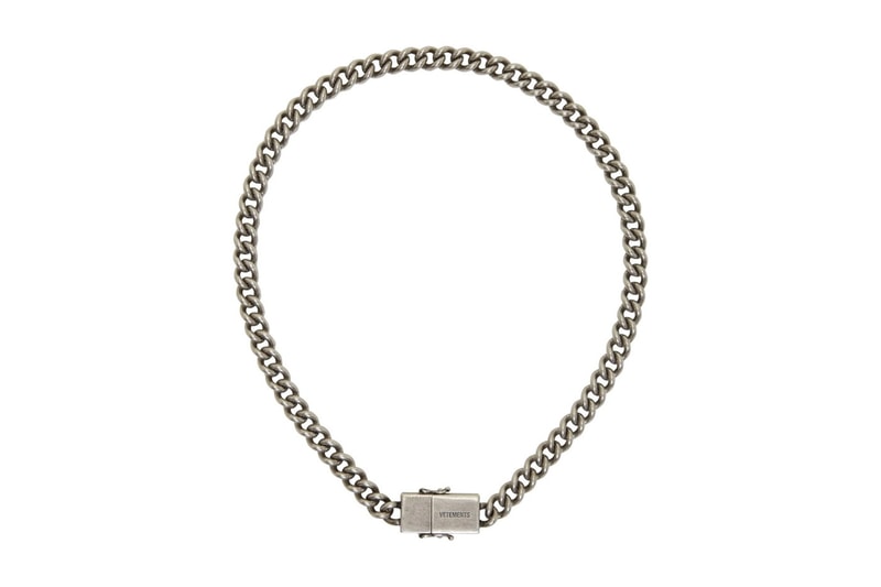 Vetements 推出價值一千美元的 USB-C 頸鍊
