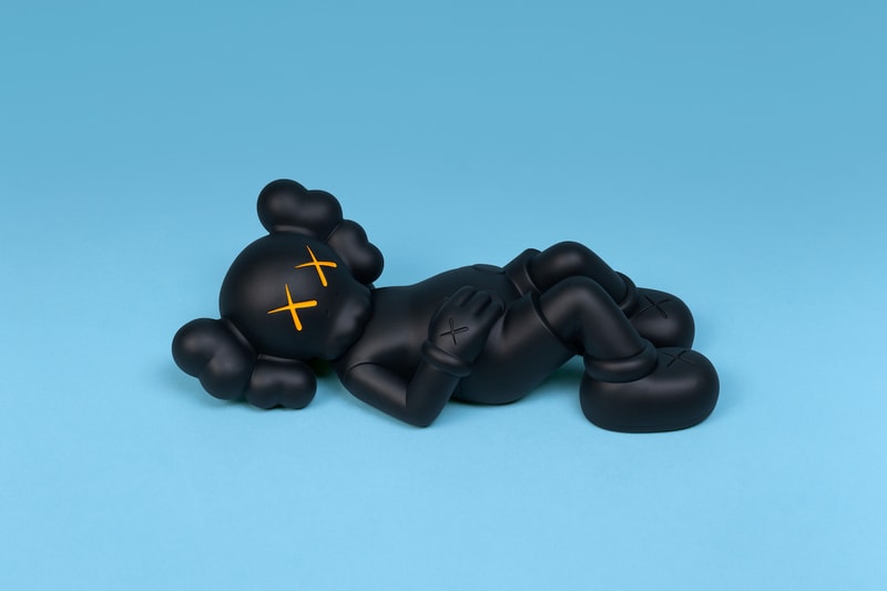 「KAWS:HOLIDAY」第四站日本周邊商品全公開