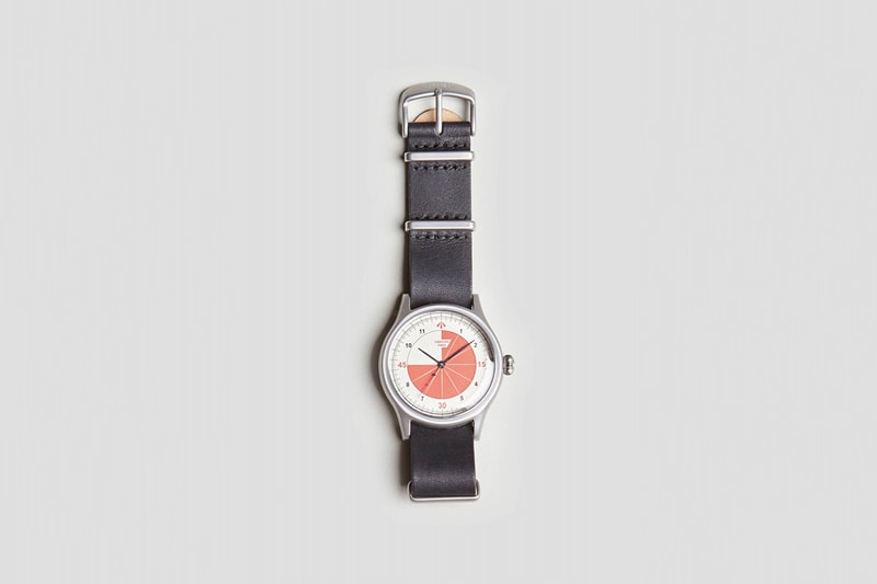 Nigel Cabourn x Timex 推出以 50 年代球證手錶為藍本的「Referee」別注錶款