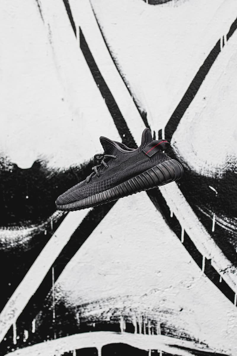 近賞 YEEZY BOOST 350 V2 全新「Triple Black」黑魂配色