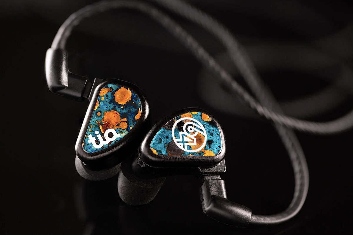 巨星專用級耳機 64 Audio 宣佈推出 Fourté Noir™ 的限量入耳式耳機