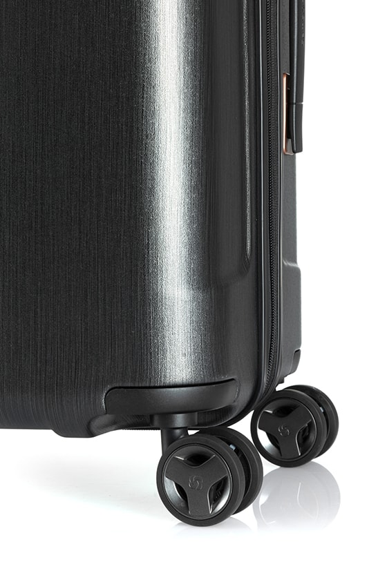 指紋解鎖、追蹤定位－Samsonite 推出高智能行李箱 EVOA TECH 系列