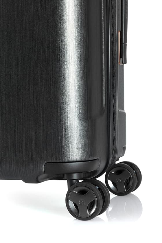 指紋解鎖、追蹤定位-Samsonite 推出高智能行李箱 EVOA TECH 系列