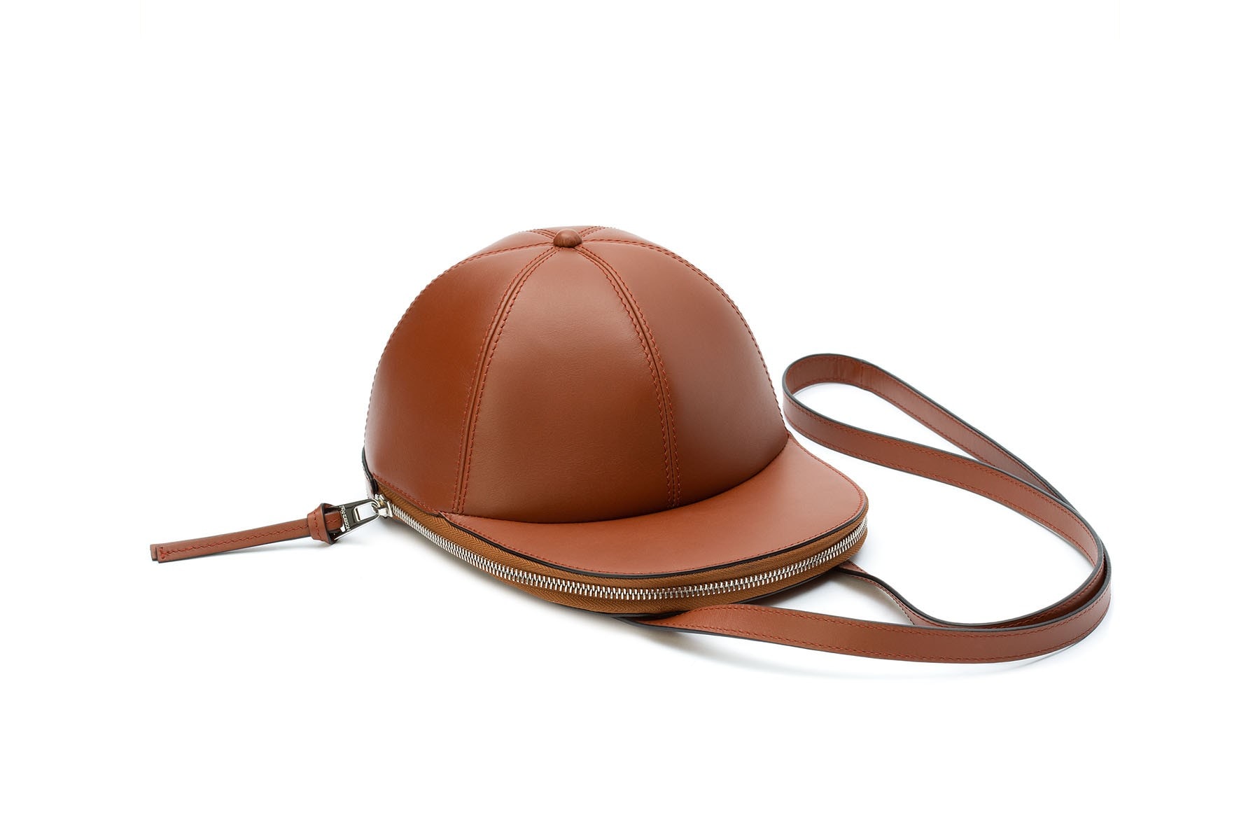 帽子技法－JW Anderson 全新帽形皮革包款華麗登場