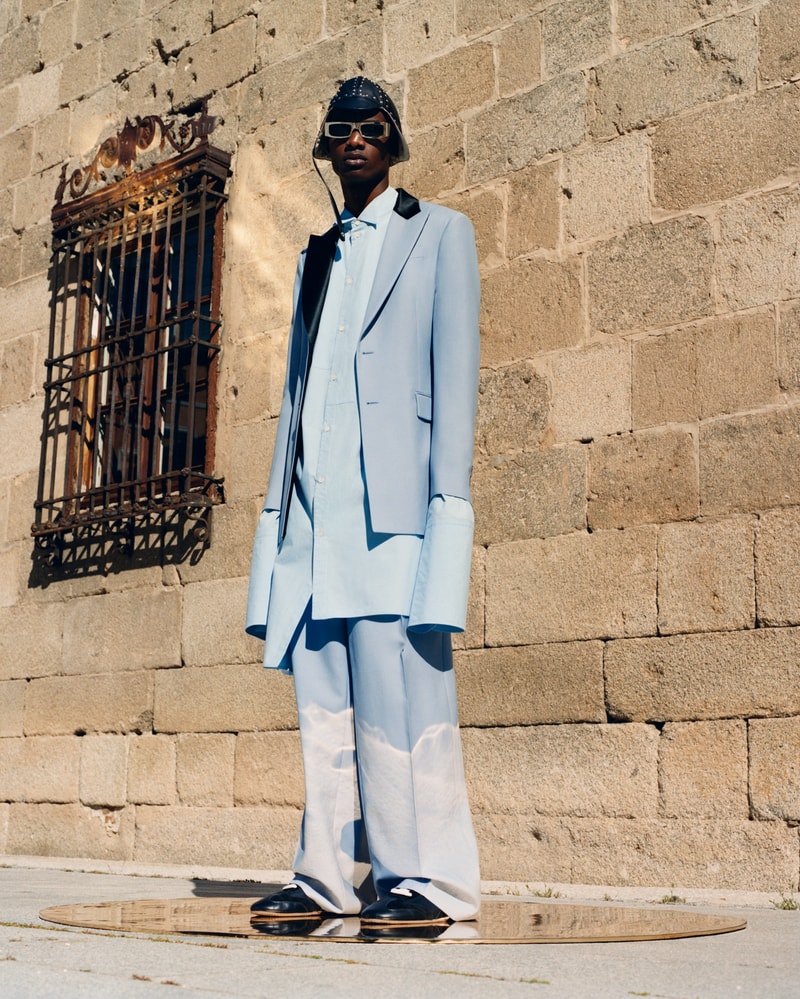 LOEWE 攜手 Tyler Mitchell 拍攝 2019 秋冬系列全新 Lookbook 