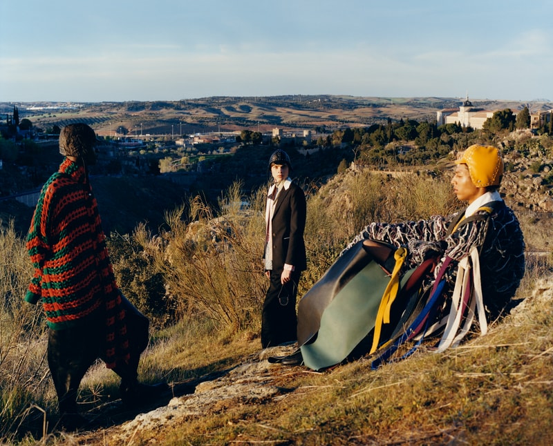 LOEWE 攜手 Tyler Mitchell 拍攝 2019 秋冬系列全新 Lookbook 