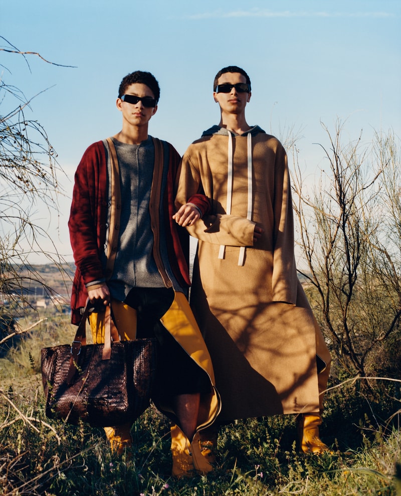 LOEWE 攜手 Tyler Mitchell 拍攝 2019 秋冬系列全新 Lookbook 