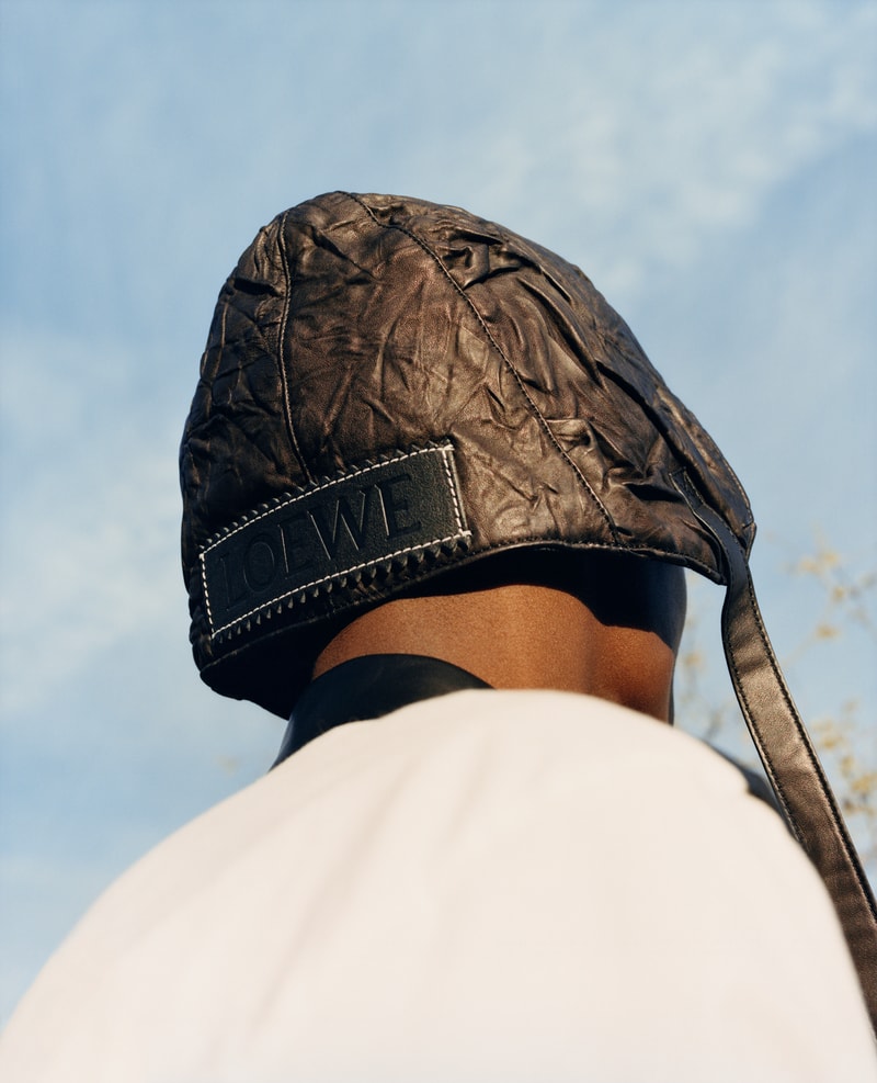 LOEWE 攜手 Tyler Mitchell 拍攝 2019 秋冬系列全新 Lookbook 