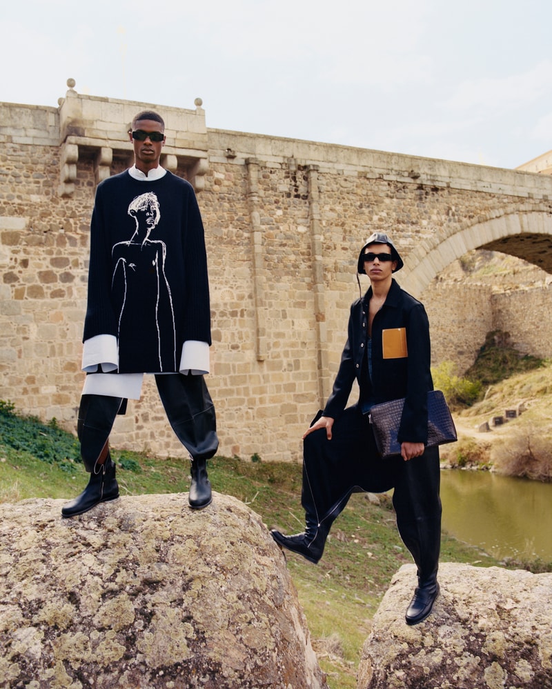 LOEWE 攜手 Tyler Mitchell 拍攝 2019 秋冬系列全新 Lookbook 