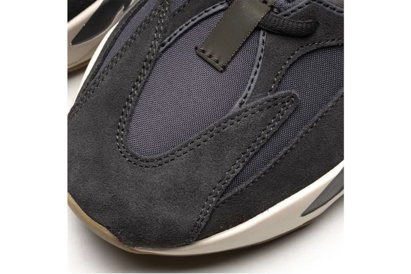 YEEZY BOOST 700 全新配色「Magnet」完整圖集正式曝光