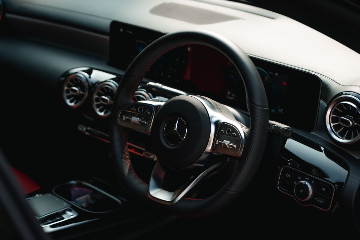 年輕化四門房車－Mercedes-Benz 新一代 CLA250 體驗