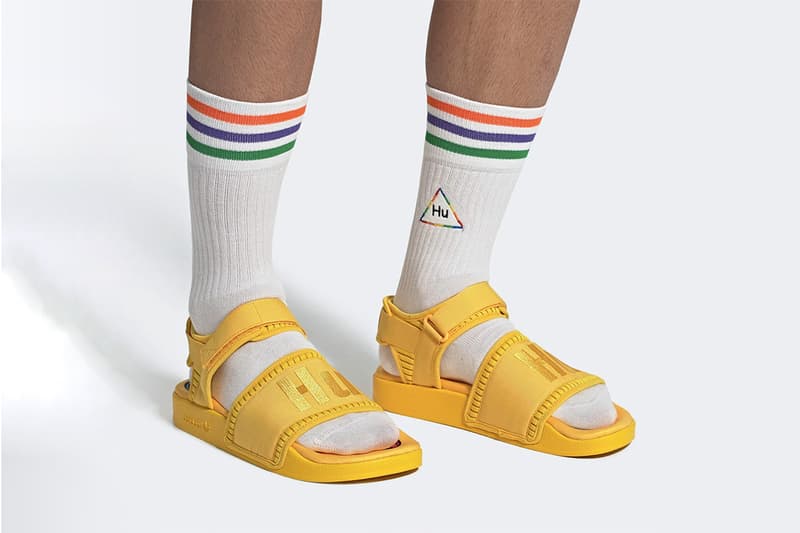 Pharrell Williams x adidas Originals 重塑經典 Adilette 2.0 涼鞋