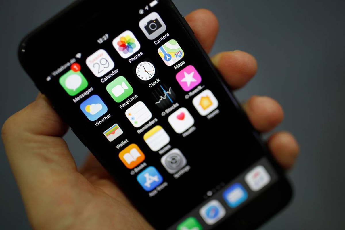 Apple 宣佈開放非正式授權 iPhone 維修店舖申請官方零組件