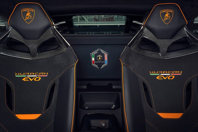 Lamborghini 推出 Aventador SVJ 63 Roadster 和 Huracán EVO GT Celebration 極限量車型