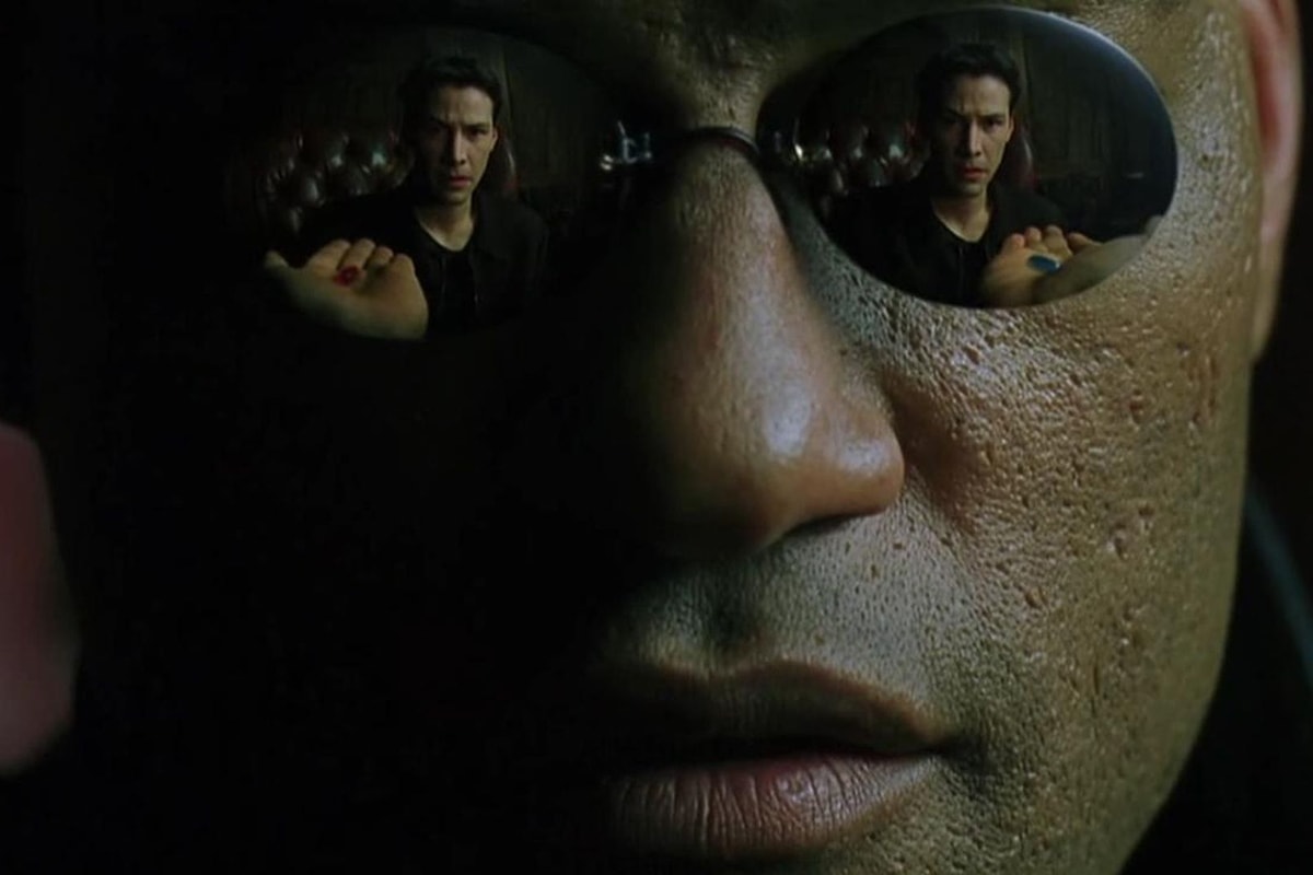 《The Matrix 廿二世紀殺人網絡》：紅藥丸還是藍藥丸？