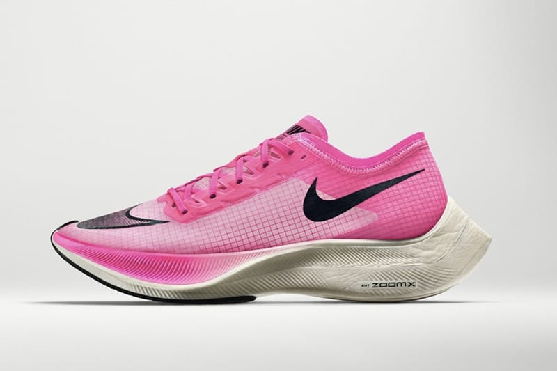 冬季主打！Nike 發佈最新 Pink Blast 螢光粉色鞋款系列