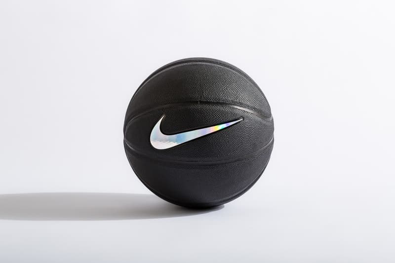 率先近覽 UNDEFEATED x Nike Kobe 4 Protro 最新聯乘系列