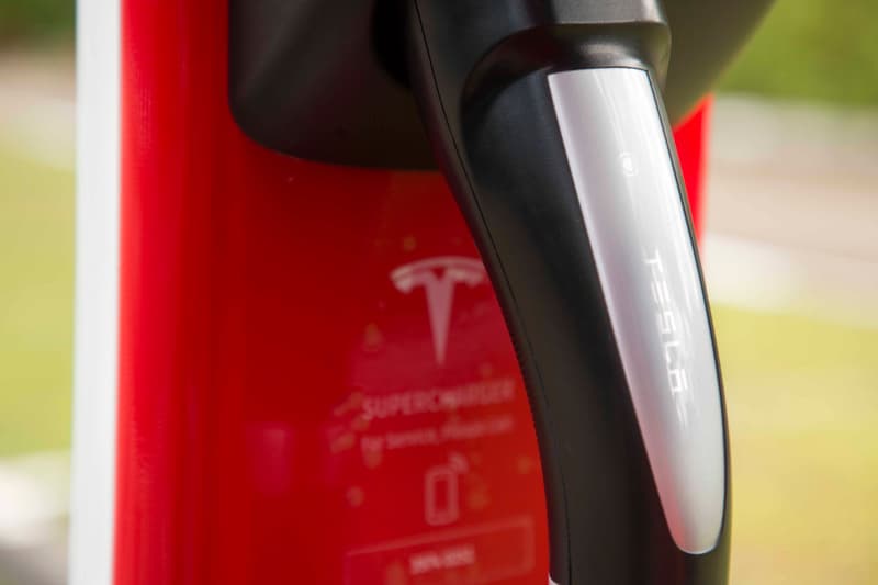 Tesla 在香港開設全亞太區最大的 Supercharging 超級充電站