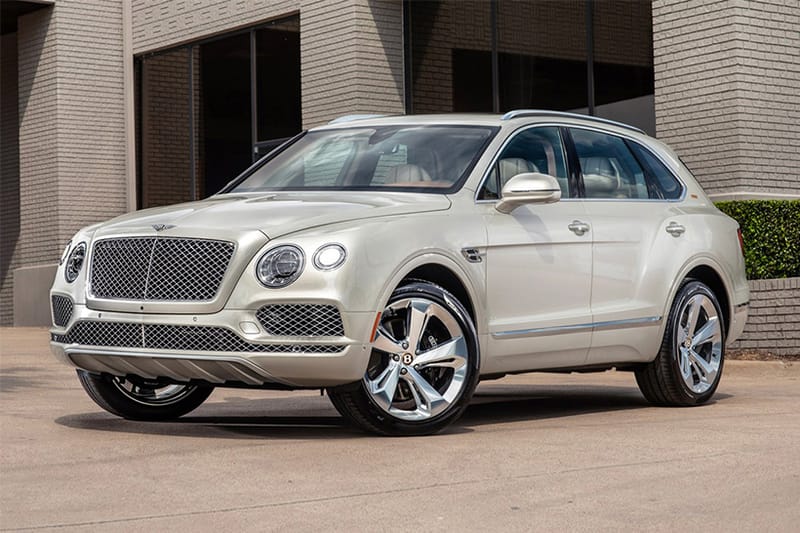 Bentley 攜手百年傳統製帽品牌 Stetson 打造別注 Bentayga 車款