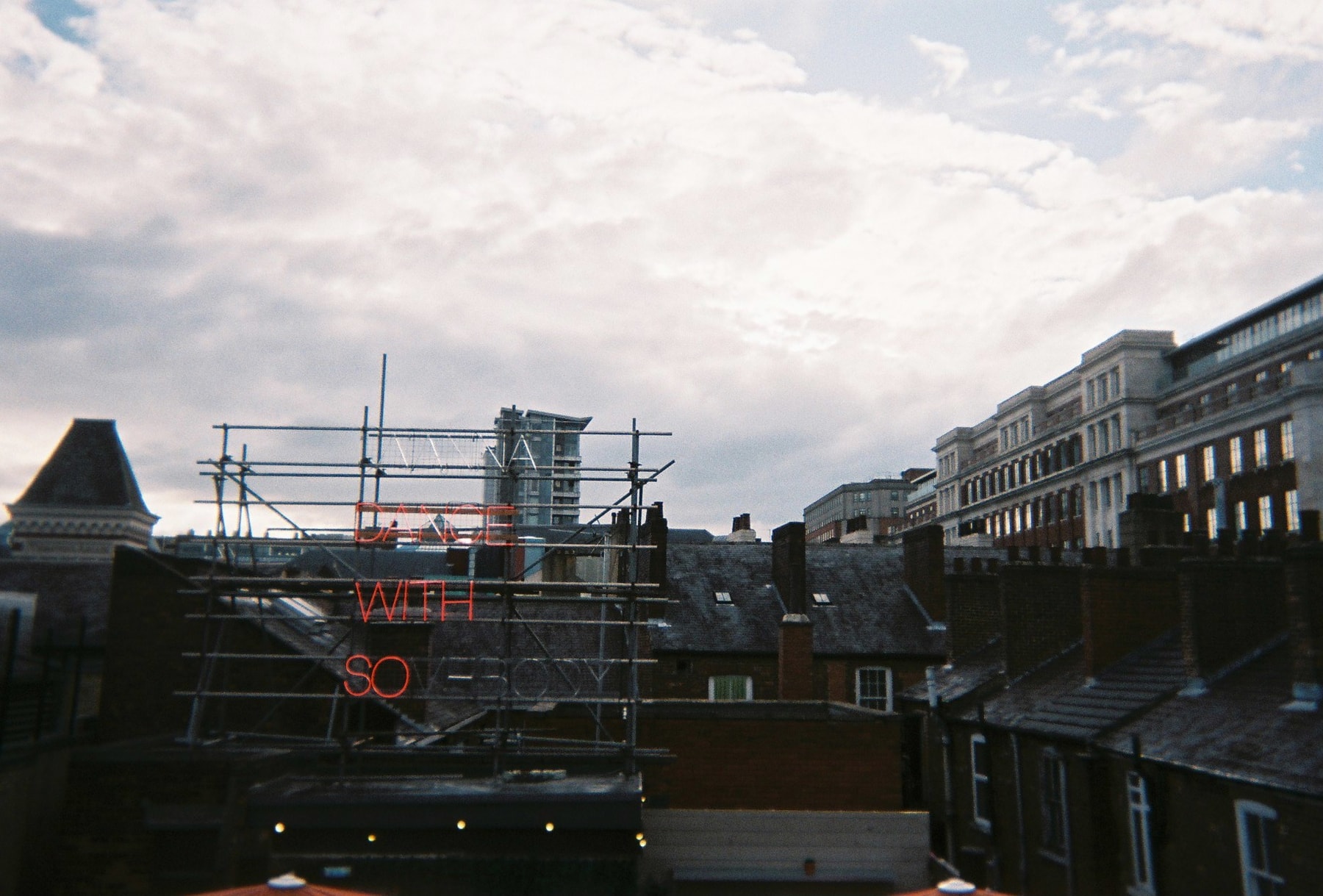 專訪落日飛車: 辦演唱會是希望大家來玩,是來開心的 |CityVibes