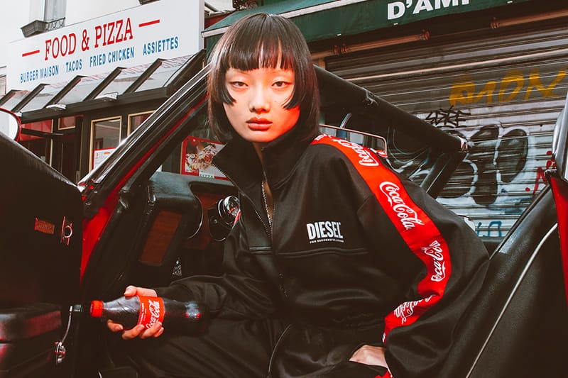 採用循環再生材料製作的限定聯乘 DIESEL X COCA-COLA THE (RE)COLLECTION