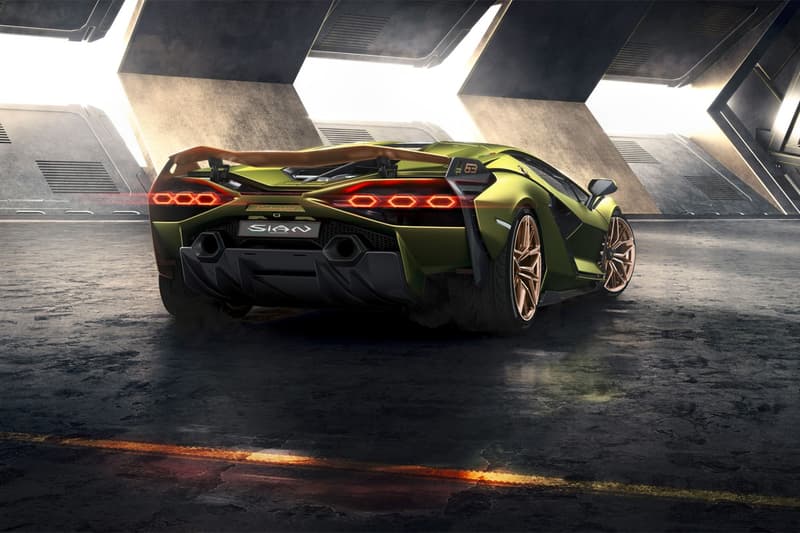 首現混合動力!Lamborghini 公開超級超跑 Sian 真面目