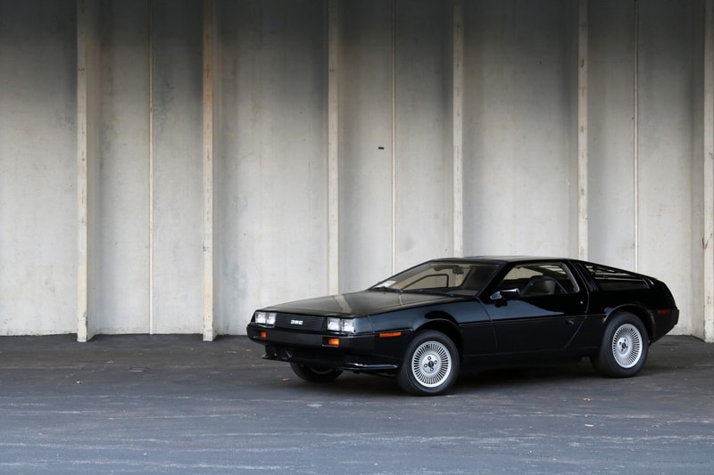 罕見 1981 年經典車款 DeLorean DMC-12 於拍賣會中正式賣出