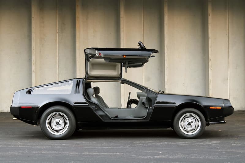 罕見 1981 年經典車款 DeLorean DMC-12 於拍賣會中正式賣出