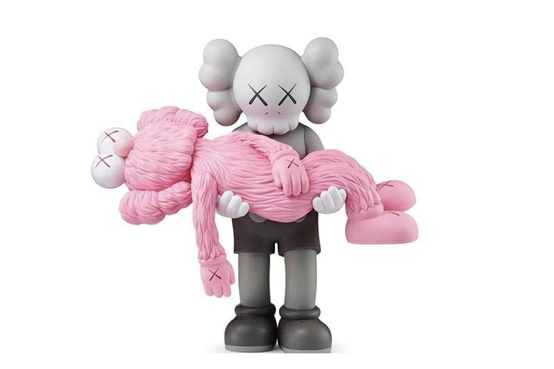 KAWS 揭露全新「GONE」Companion 粉色搪膠模型完整圖輯
