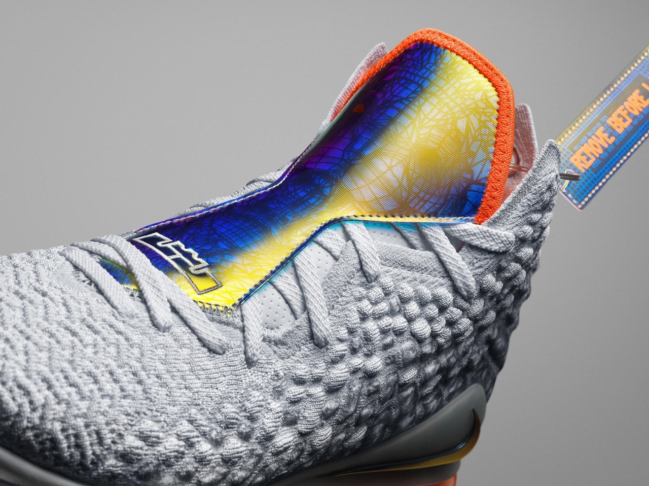 新科技搭載！Nike 發佈 LeBron James 最新戰靴 LEBRON 17