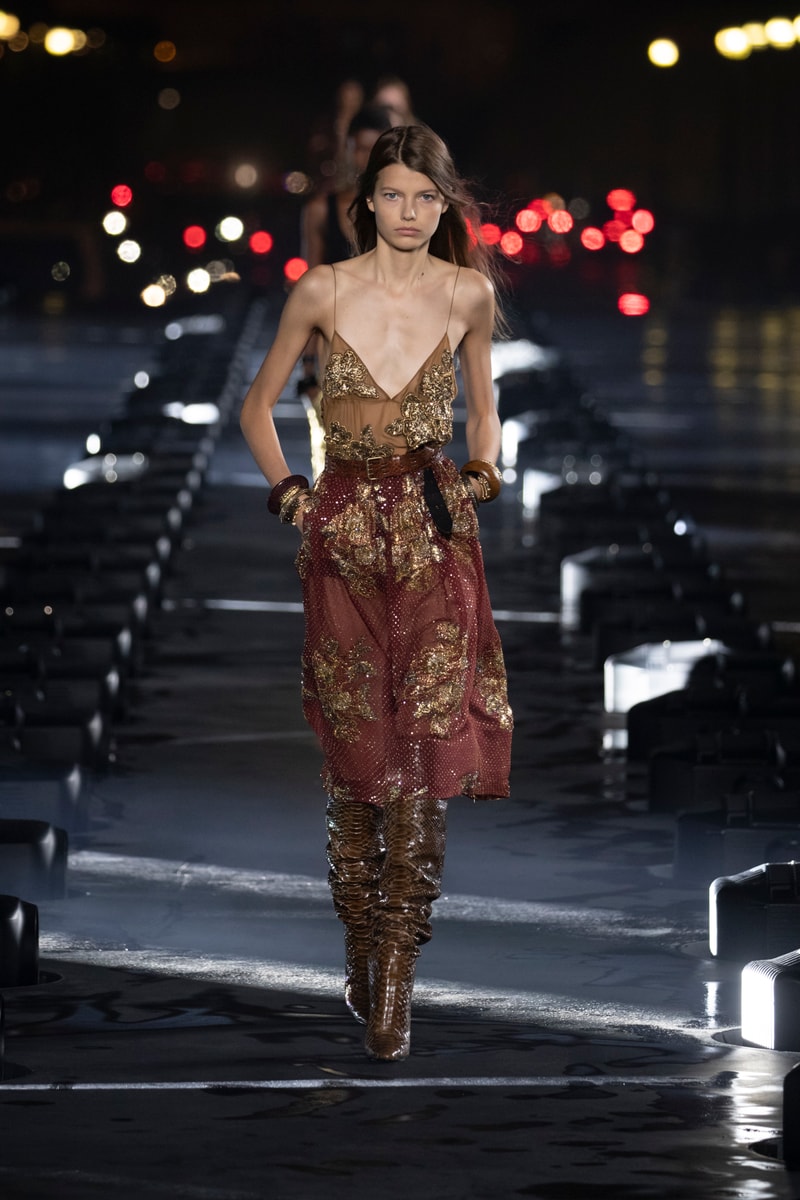 Saint Laurent 2020 年夏季系列時裝秀