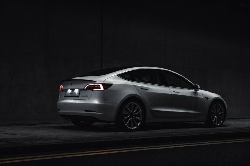 辣跑級表現－Tesla 入門車型 Model 3 實測